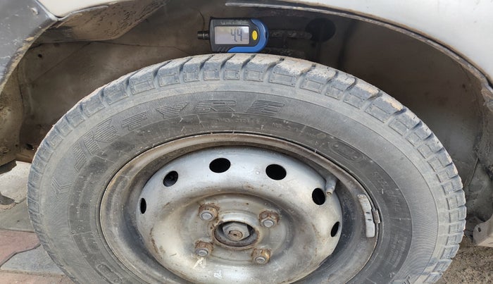 2010 Maruti Alto LX, Petrol, Manual, 58,164 km, tyre