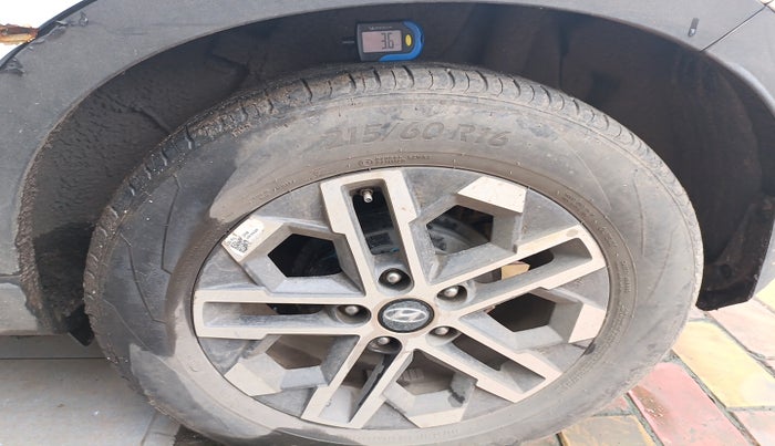 2023 Hyundai VENUE SX 1.5 CRDI, Diesel, Manual, 29,685 km, tyre