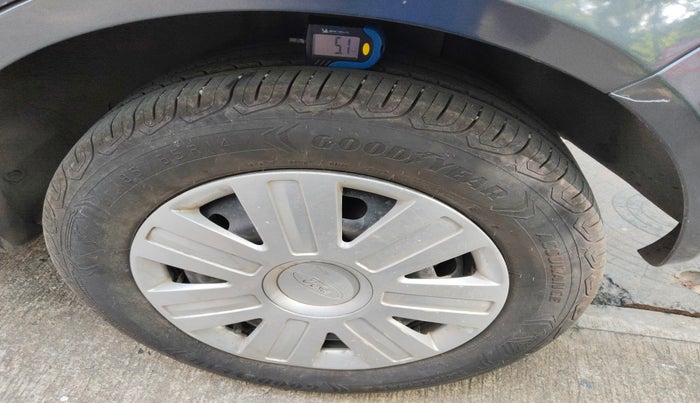 2012 Ford Figo ZXI 1.4 DIESEL, Diesel, Manual, 1,16,360 km, tyre
