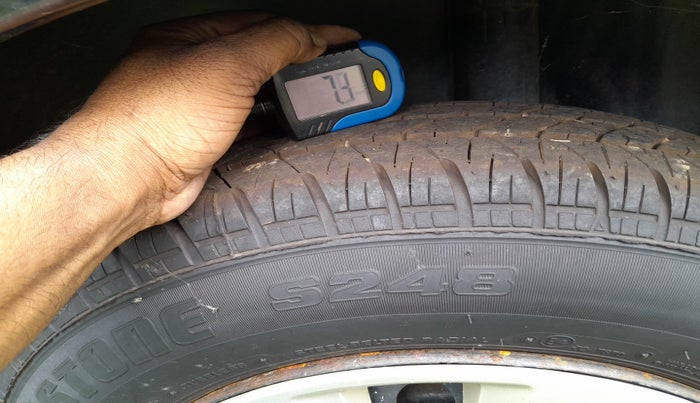 2010 Maruti Swift Dzire VXI, Petrol, Manual, 22,532 km, tyre