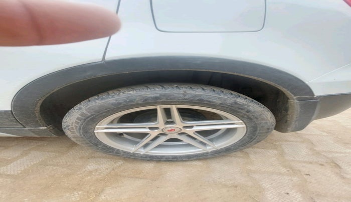 2015 Maruti S Cross SIGMA 1.3, Diesel, Manual, 64,510 km, tyre
