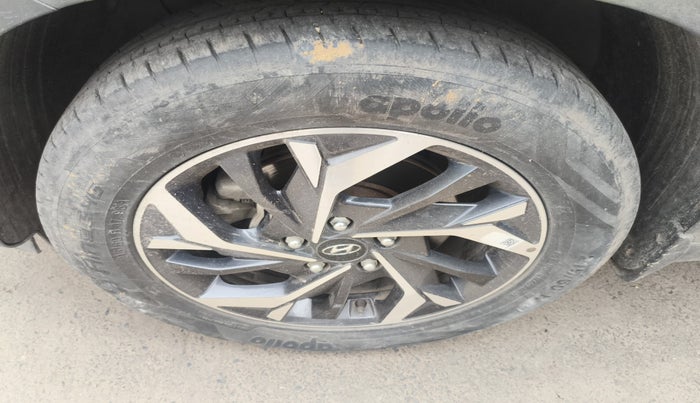 2021 Hyundai Creta EX 1.5 PETROL, Petrol, Manual, 39,372 km, tyre