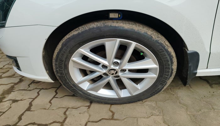 2018 Skoda Rapid STYLE 1.5 TDI AT, Diesel, Automatic, 68,987 km, tyre