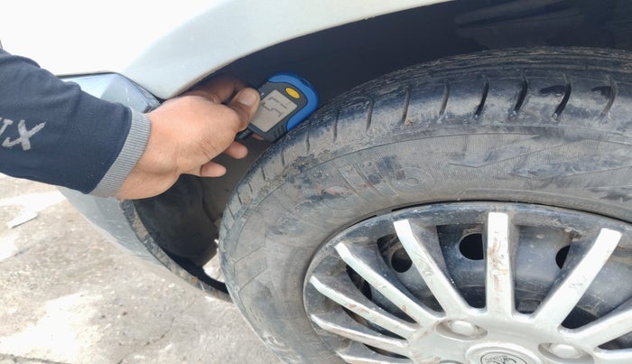 2012 Maruti Alto LXI CNG, Petrol, Manual, 77,070 km, tyre