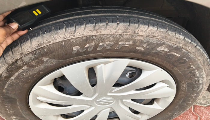 2025 Maruti Swift VXi, Petrol, Manual, 3,868 km, tyre