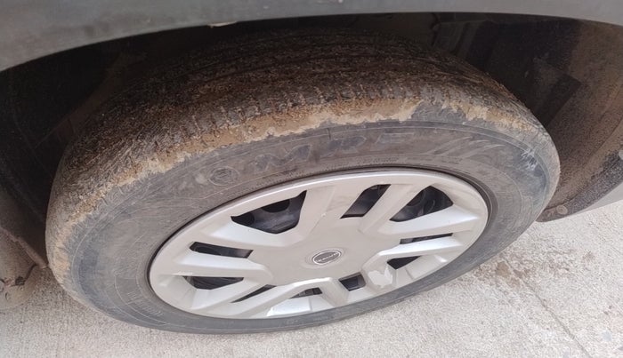 2023 Maruti BREZZA VXI SMART HYBRID, Petrol, Manual, 69,246 km, tyre
