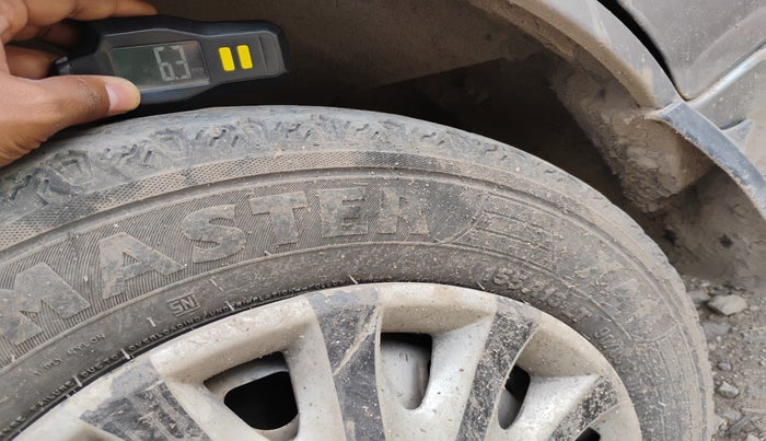 2017 Maruti Eeco 7 STR, Petrol, Manual, 1,59,259 km, tyre