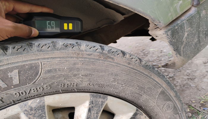 2017 Maruti Eeco 7 STR, Petrol, Manual, 1,59,259 km, tyre