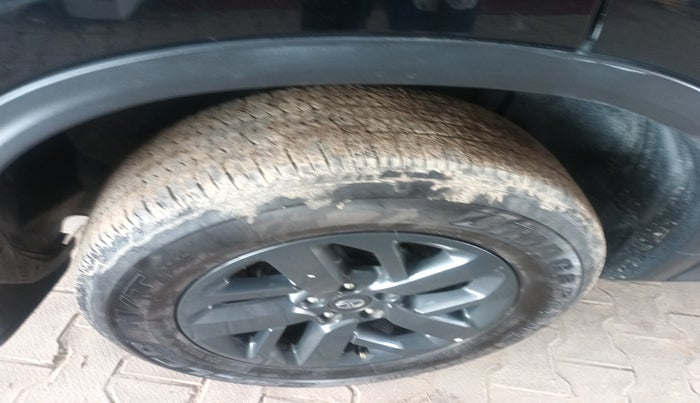 2023 Tata Harrier XT PLUS 2.0L KRYOTEC DARK EDITON, Diesel, Manual, 1,00,310 km, tyre
