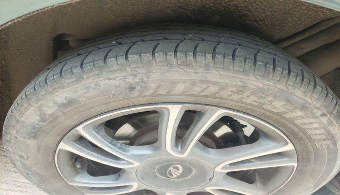 2022 Mahindra MARAZZO M 6 + 8 STR, Diesel, Manual, 29,470 km, tyre