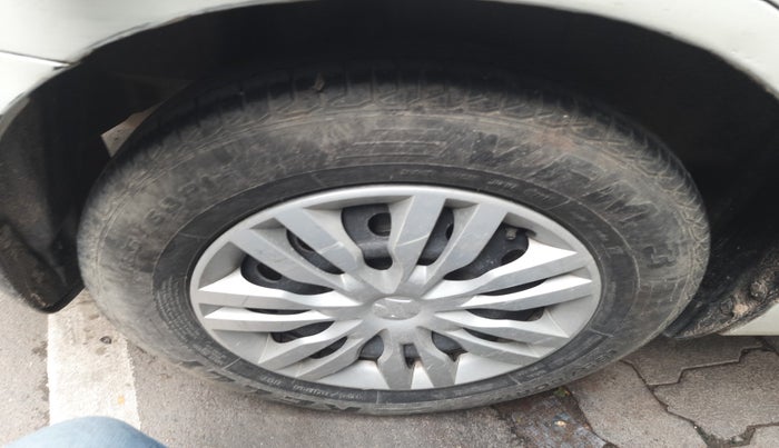2018 Maruti Dzire VDI, Diesel, Manual, 86,264 km, tyre