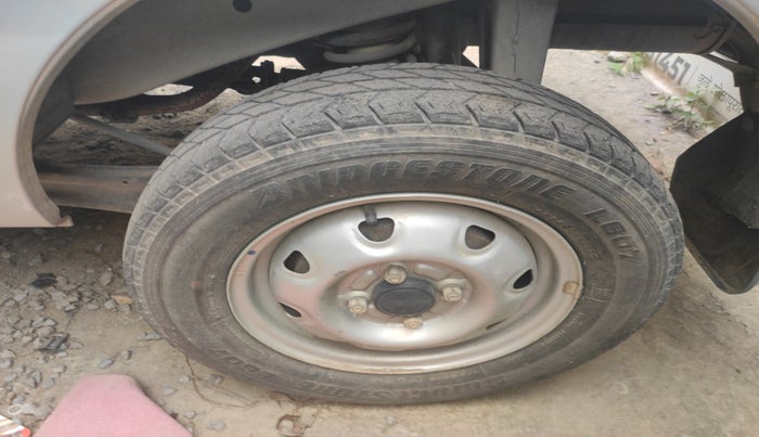 2012 Maruti Eeco 5 STR WITH A/C+HTR, Petrol, Manual, 58,747 km, tyre