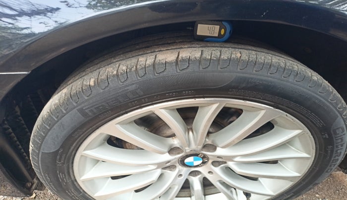 2016 BMW 5 Series 520D LUXURY LINE, Diesel, Automatic, 56,078 km, tyre
