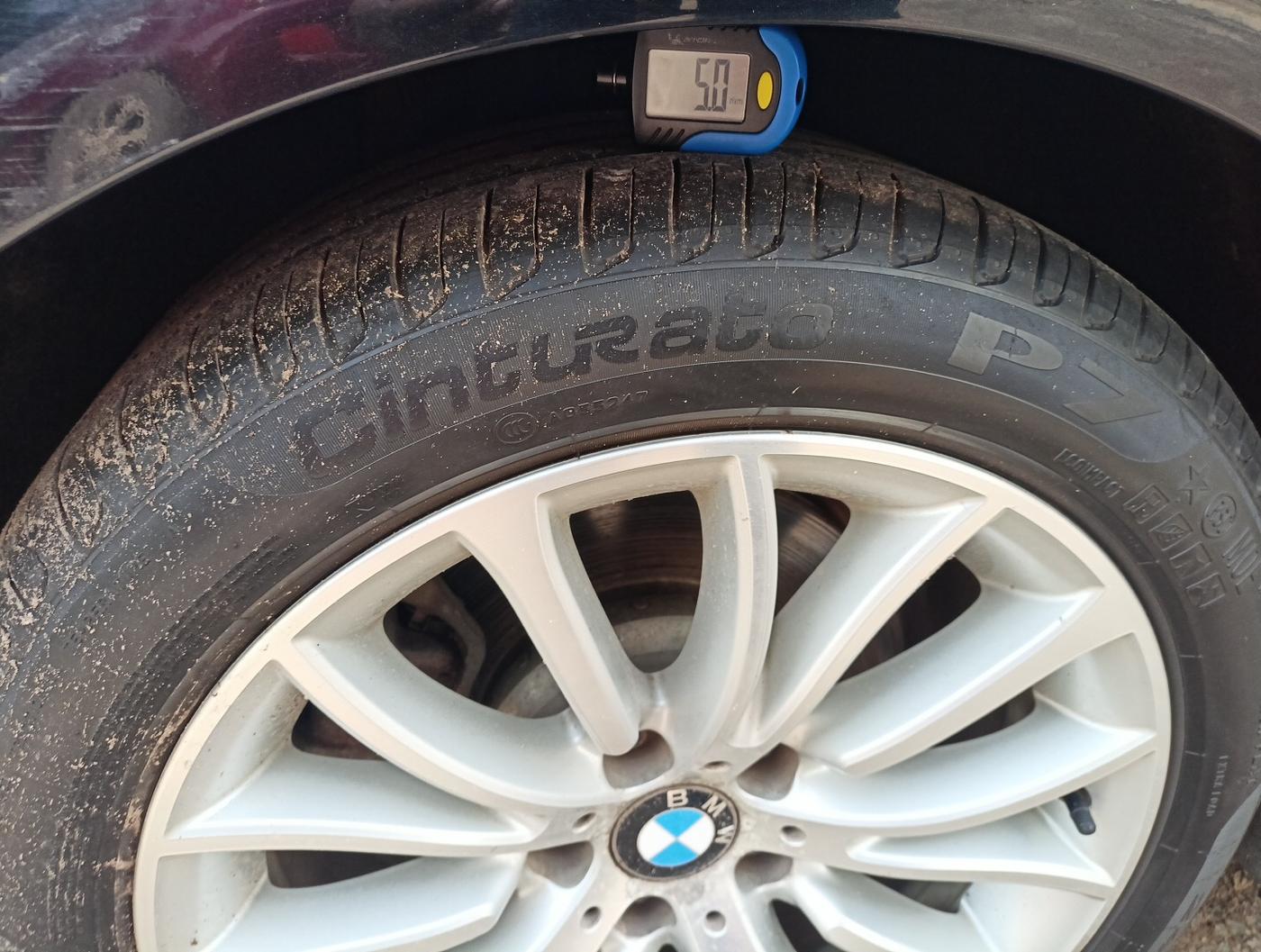 2016 BMW 5 Series 520D LUXURY LINE, Diesel, Automatic, 57,500 km, tyre