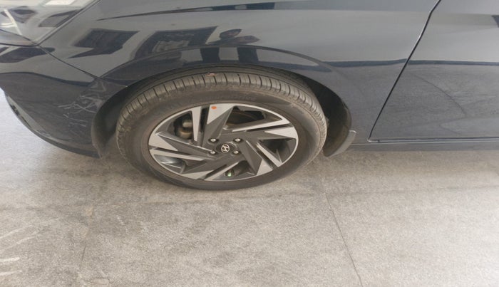 2021 Hyundai NEW I20 ASTA 1.2 AT, Petrol, Automatic, 43,836 km, tyre
