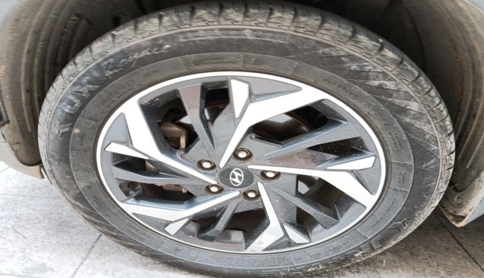 2021 Hyundai Creta SX (O) AT 1.5 DIESEL, Diesel, Automatic, 73,723 km, tyre
