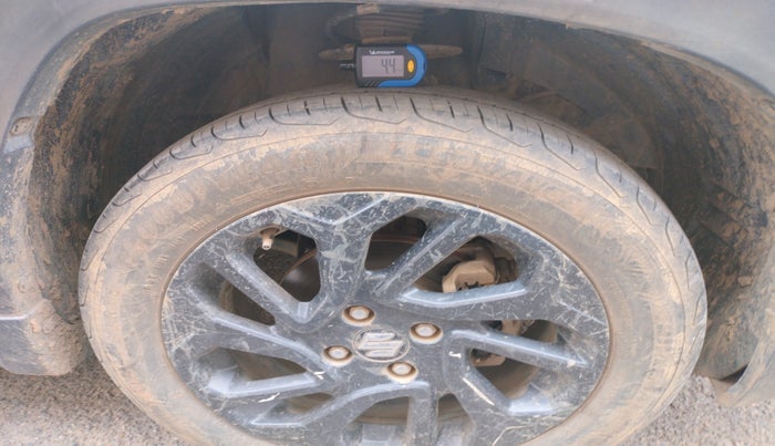 2023 Maruti FRONX DELTA PLUS 1.2L AGS, Petrol, Automatic, 49,698 km, tyre