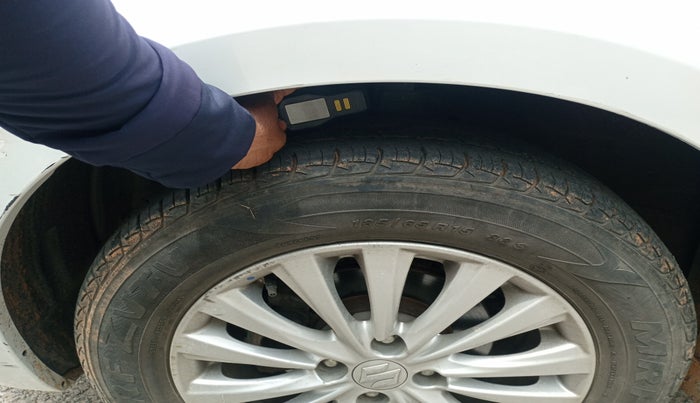 2015 Maruti Ciaz ZXI, Petrol, Manual, 61,377 km, tyre