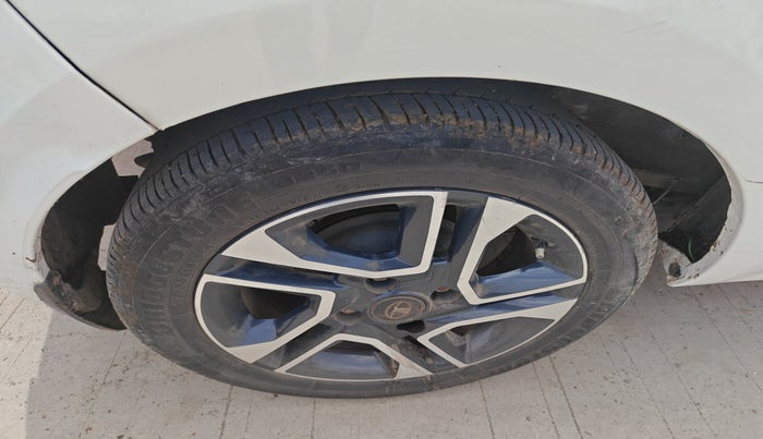 2022 Tata Tiago XZ PLUS PETROL, Petrol, Manual, 35,200 km, tyre