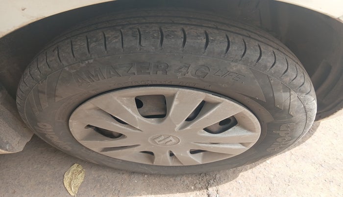 2012 Maruti Swift Dzire VDI, Diesel, Manual, 1,56,837 km, tyre