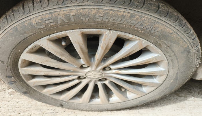 2015 Maruti Ciaz ZDI, Diesel, Manual, 1,54,919 km, tyre