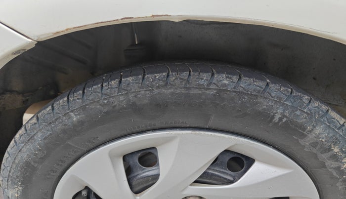 2014 Honda Amaze 1.5L I-DTEC S, Diesel, Manual, 1,30,515 km, tyre