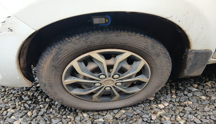 2016 Maruti Alto 800 LXI, Petrol, Manual, 1,33,610 km, tyre