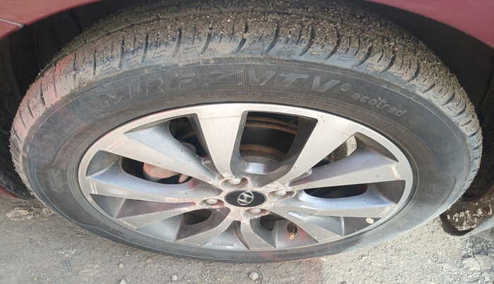 2013 Hyundai Verna FLUIDIC 1.6 VTVT SX, Petrol, Manual, 37,652 km, tyre