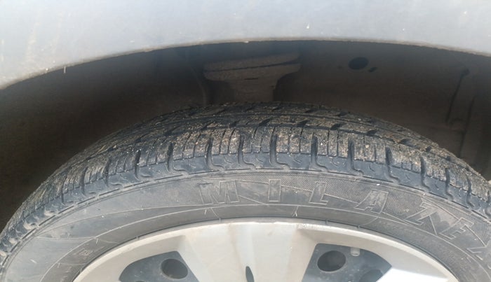 2018 Maruti Wagon R 1.0 VXI, Petrol, Manual, 30,104 km, tyre