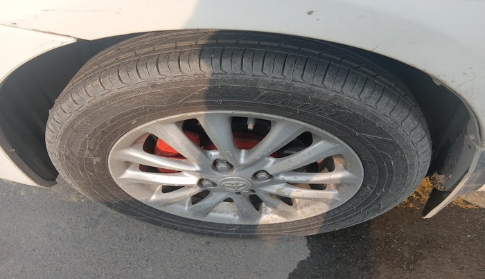 2012 Toyota Etios VD, Diesel, Manual, 1,38,083 km, tyre