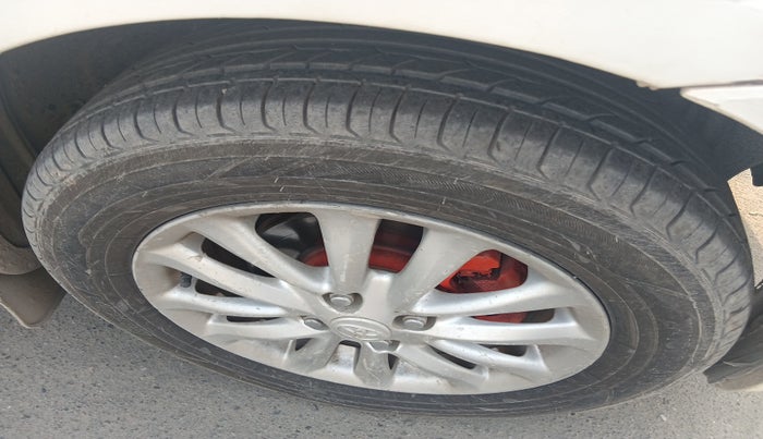 2012 Toyota Etios VD, Diesel, Manual, 1,38,083 km, tyre