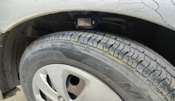 2011 Hyundai i10 MAGNA 1.1, Petrol, Manual, 96,067 km, tyre