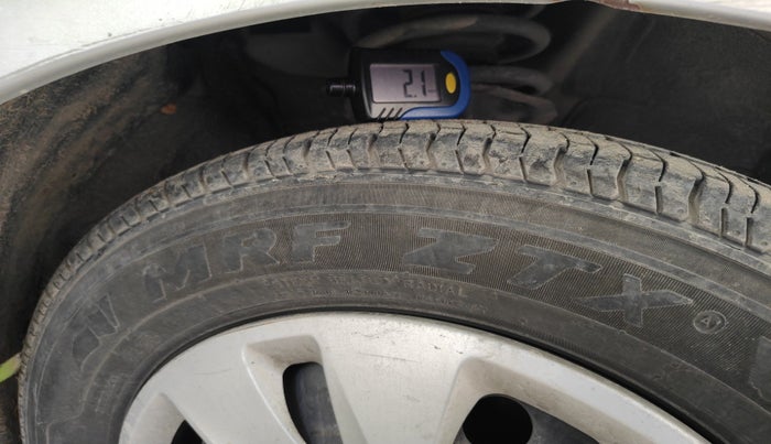 2011 Hyundai i10 MAGNA 1.1, Petrol, Manual, 96,067 km, tyre