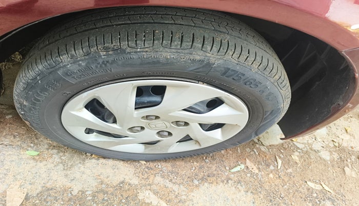 2013 Honda Amaze 1.5L I-DTEC S, Diesel, Manual, 1,23,179 km, tyre
