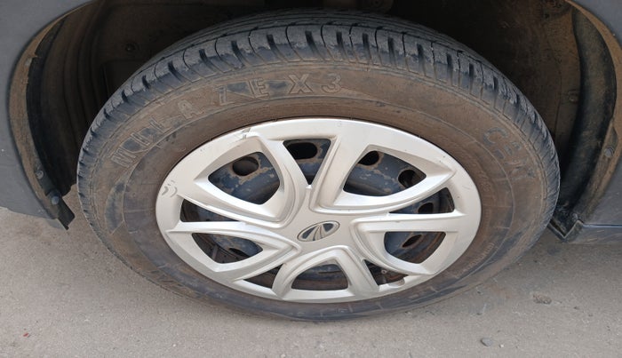 2018 Mahindra KUV 100 NXT K4+ P 6 STR, Petrol, Manual, 14,927 km, tyre