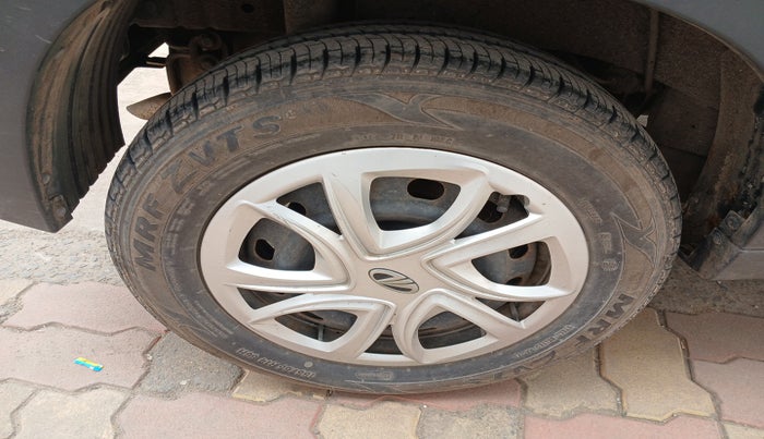 2018 Mahindra KUV 100 NXT K4+ P 6 STR, Petrol, Manual, 14,927 km, tyre