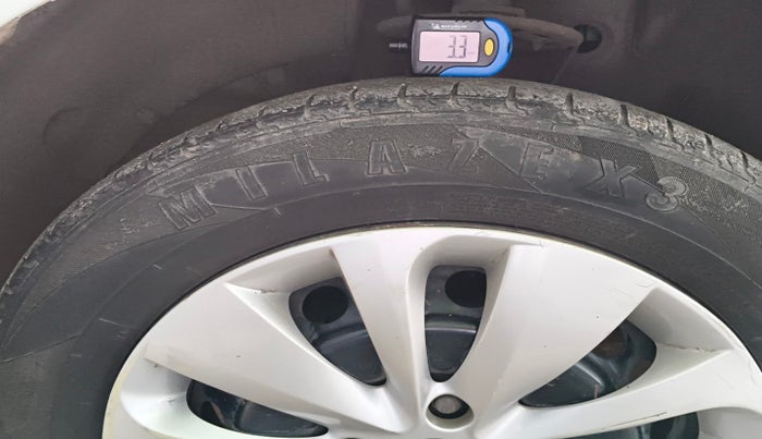 2016 Maruti Baleno DELTA DIESEL 1.3, Diesel, Manual, 1,98,913 km, tyre