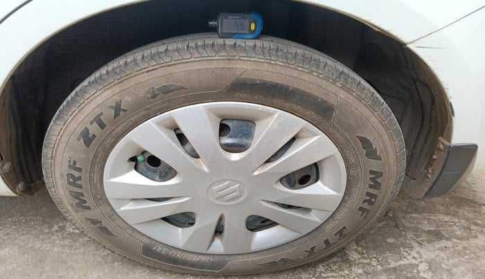 2012 Maruti Swift Dzire VXI, Petrol, Manual, 39,353 km, tyre