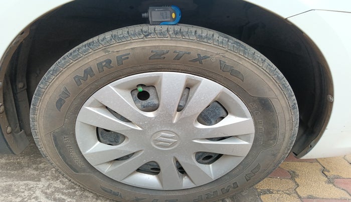 2012 Maruti Swift Dzire VXI, Petrol, Manual, 39,353 km, tyre
