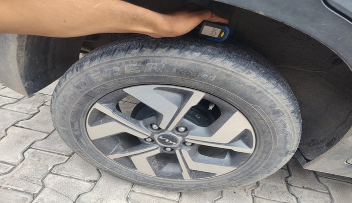 2023 KIA SONET HTX 1.5 AT, Diesel, Automatic, 38,180 km, tyre