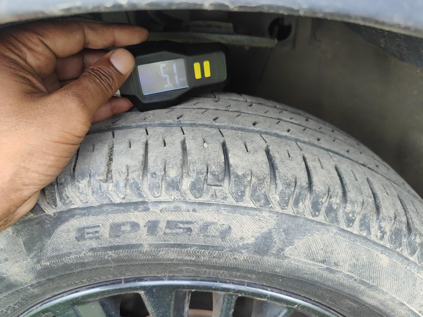 2022 Maruti XL6 ZETA MT, Petrol, Manual, 22,714 km, tyre