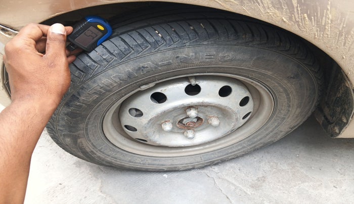 2010 Hyundai i10 ERA 1.1, Petrol, Manual, 53,437 km, tyre