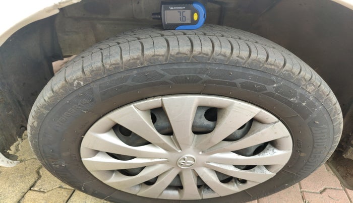 2011 Toyota Etios G, Petrol, Manual, 79,248 km, tyre