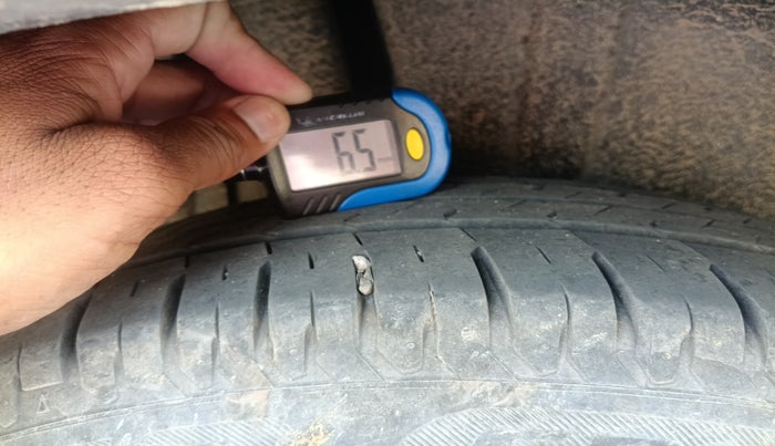 2019 Maruti XL6 ALPHA MT, Petrol, Manual, 57,314 km, tyre