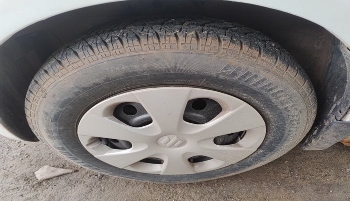 2014 Maruti Ritz VXI, Petrol, Manual, 52,941 km, tyre