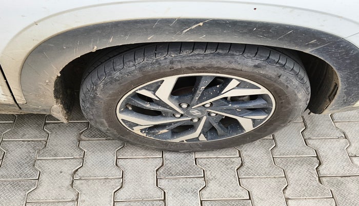 2021 Hyundai Creta S 1.5 DIESEL, Diesel, Manual, 1,56,627 km, tyre