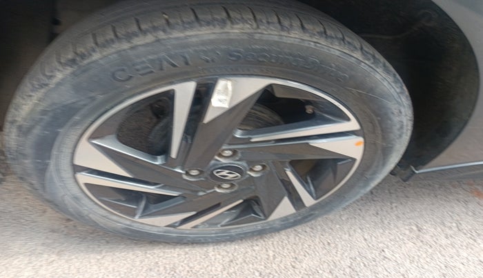 2021 Hyundai NEW I20 Asta 1.0 GDI Turbo IMT, Petrol, Manual, 34,194 km, tyre