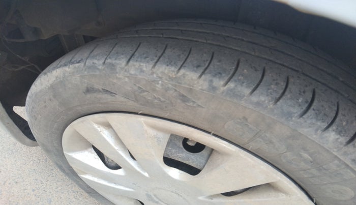2012 Toyota Etios GD, Diesel, Manual, 34,507 km, tyre