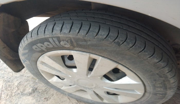 2012 Toyota Etios GD, Diesel, Manual, 34,507 km, tyre