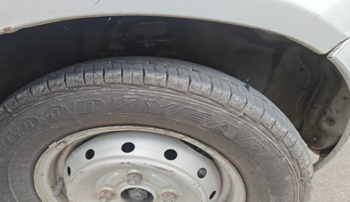 2010 Maruti Alto LXI, Petrol, Manual, 91,254 km, tyre